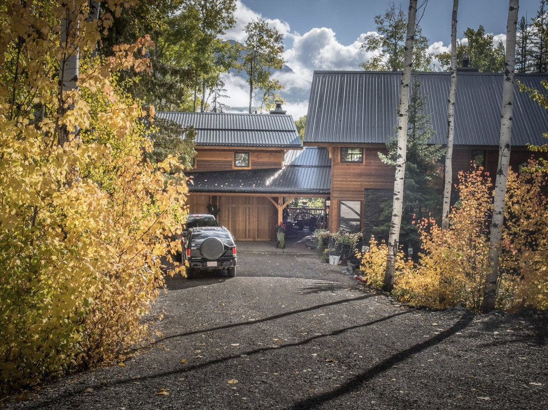 Sparwood酒店住宿-Twisted Timber Guesthouse