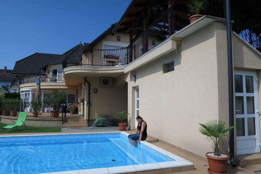 Sungarden Vendeghaz