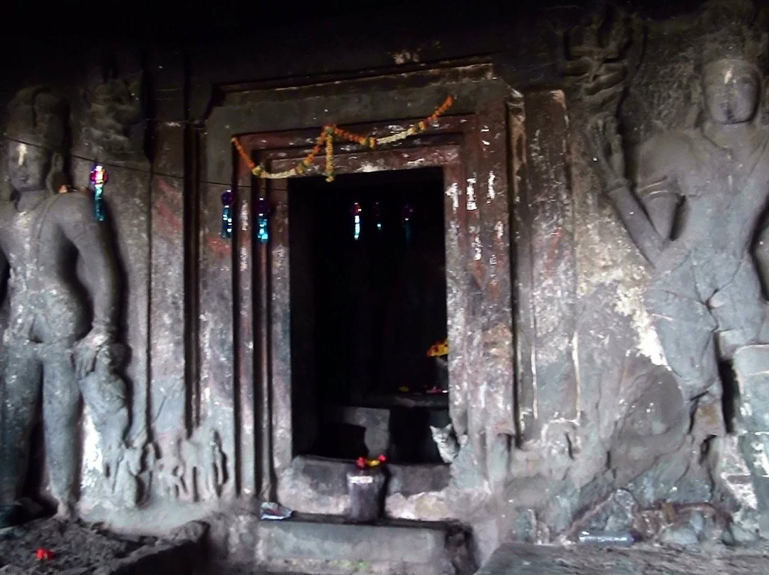 Takali Dhokeshwar - Cave Temple of Shiva景点图片