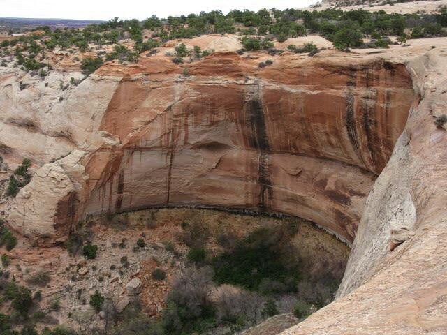 Neck Spring Trail-峡谷地国家公园必去景点