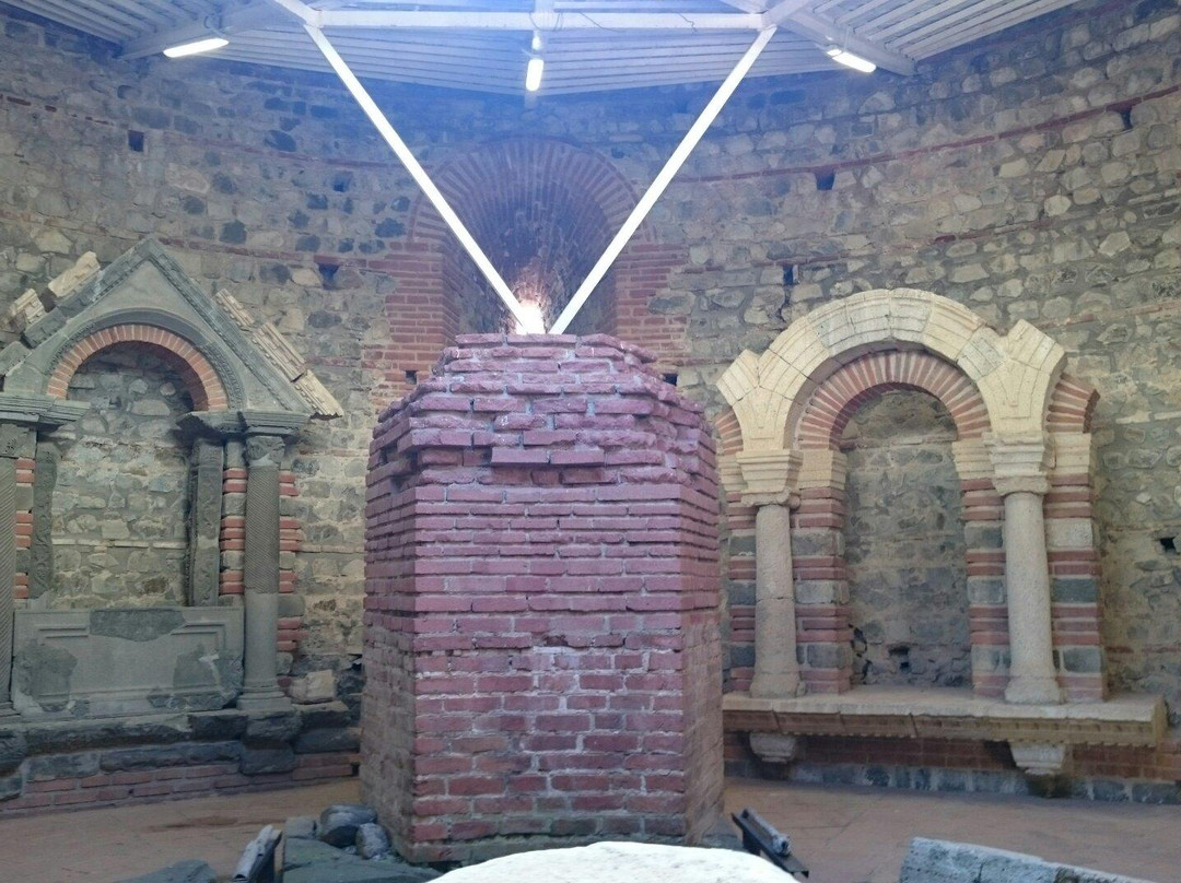 Romuliana, Roman palace at entrance景点图片