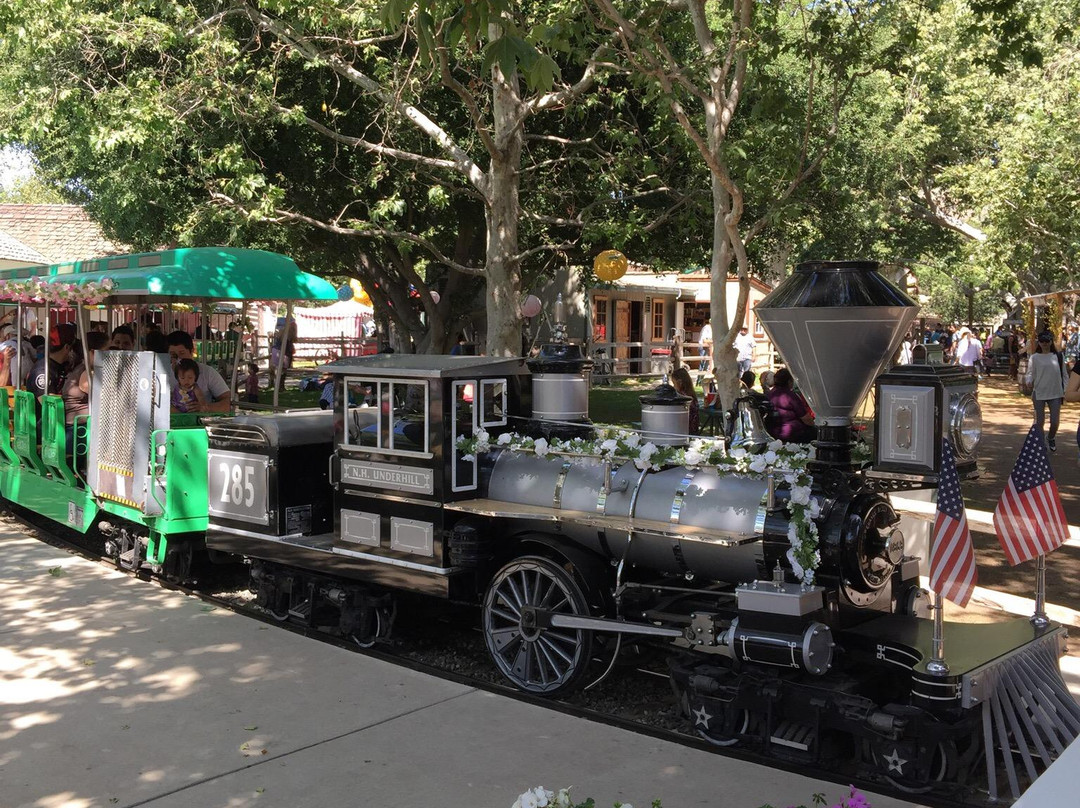 Irvine Park Railroad-橘子郡必去景点