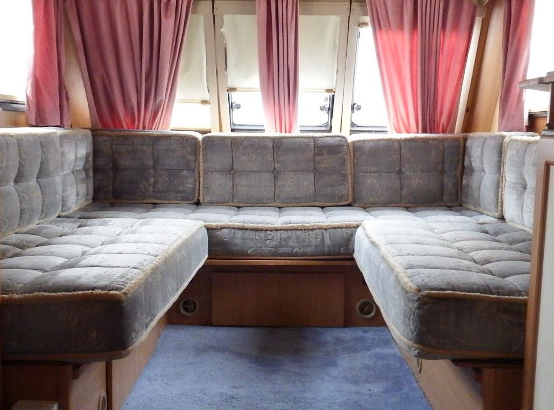 Caravan Bed & Breakfast