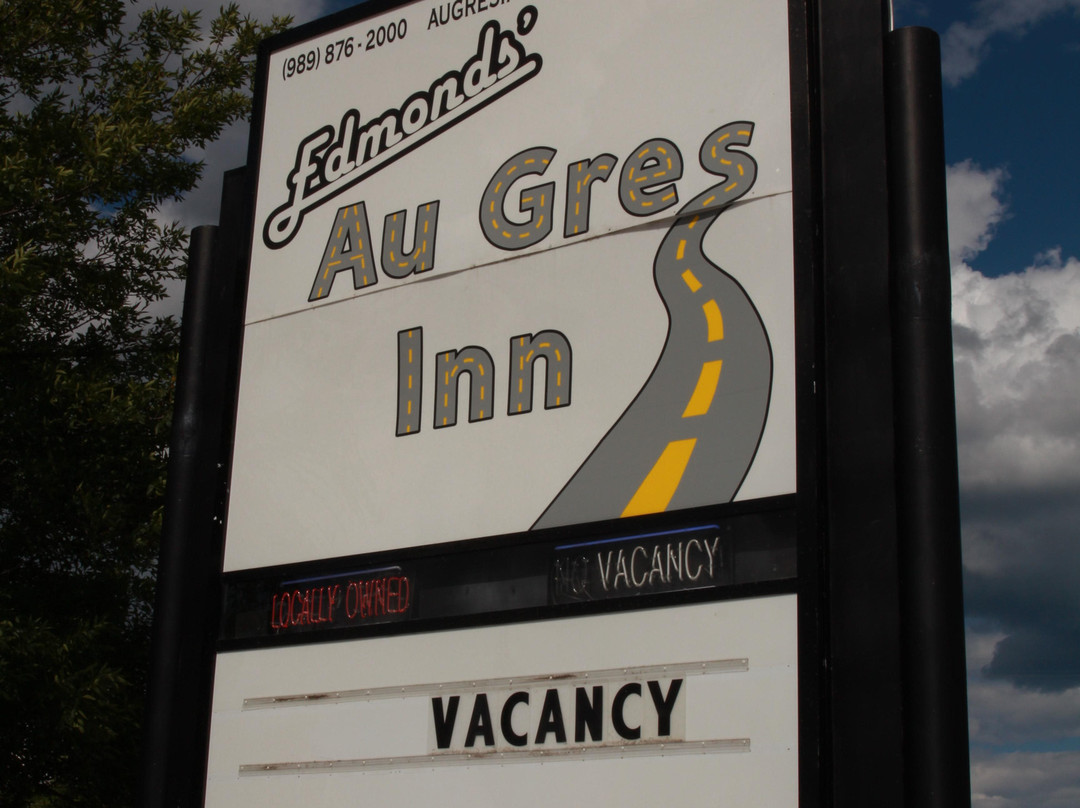Edmonds Au Gres Inn主图
