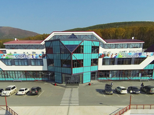 Okhotskoye旅游景点-Kristall Ice Dome