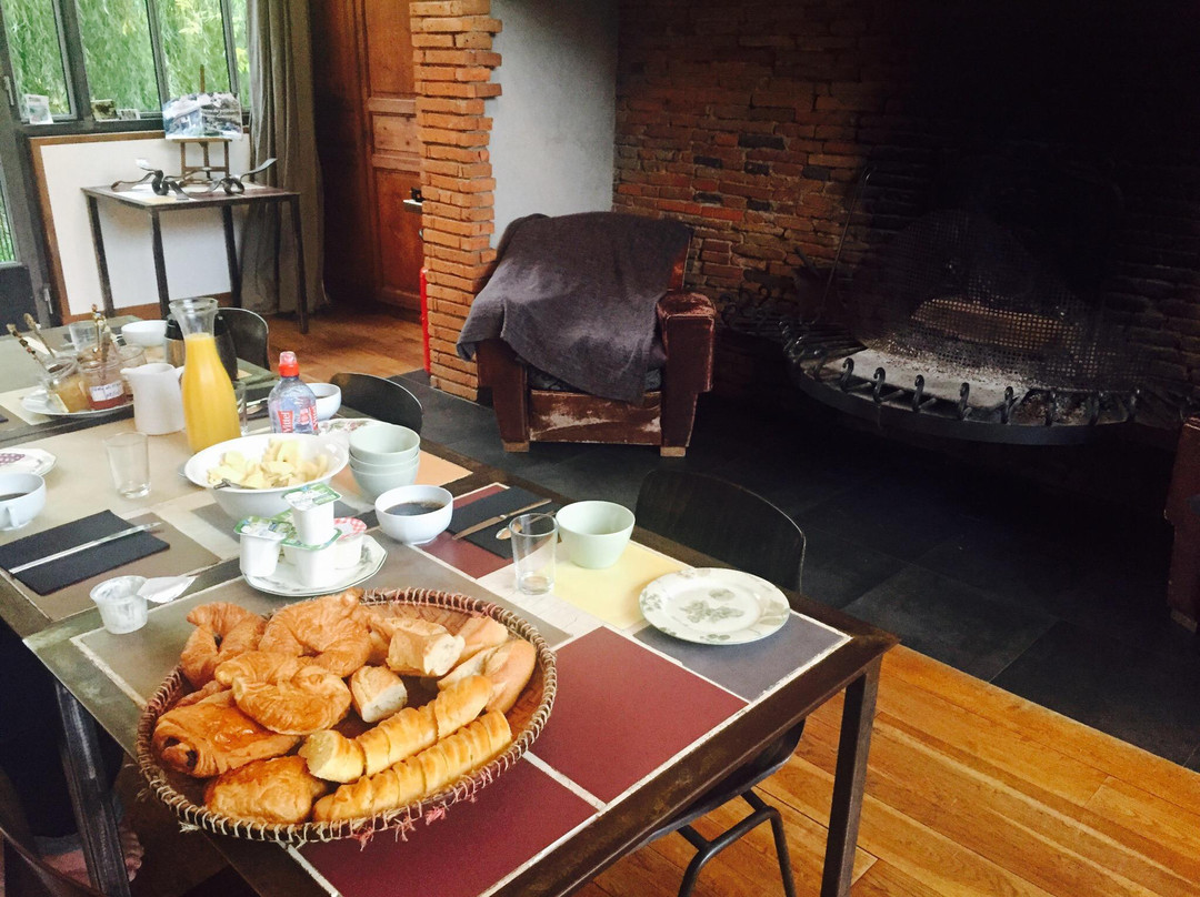 Guest House La Pradasse主图