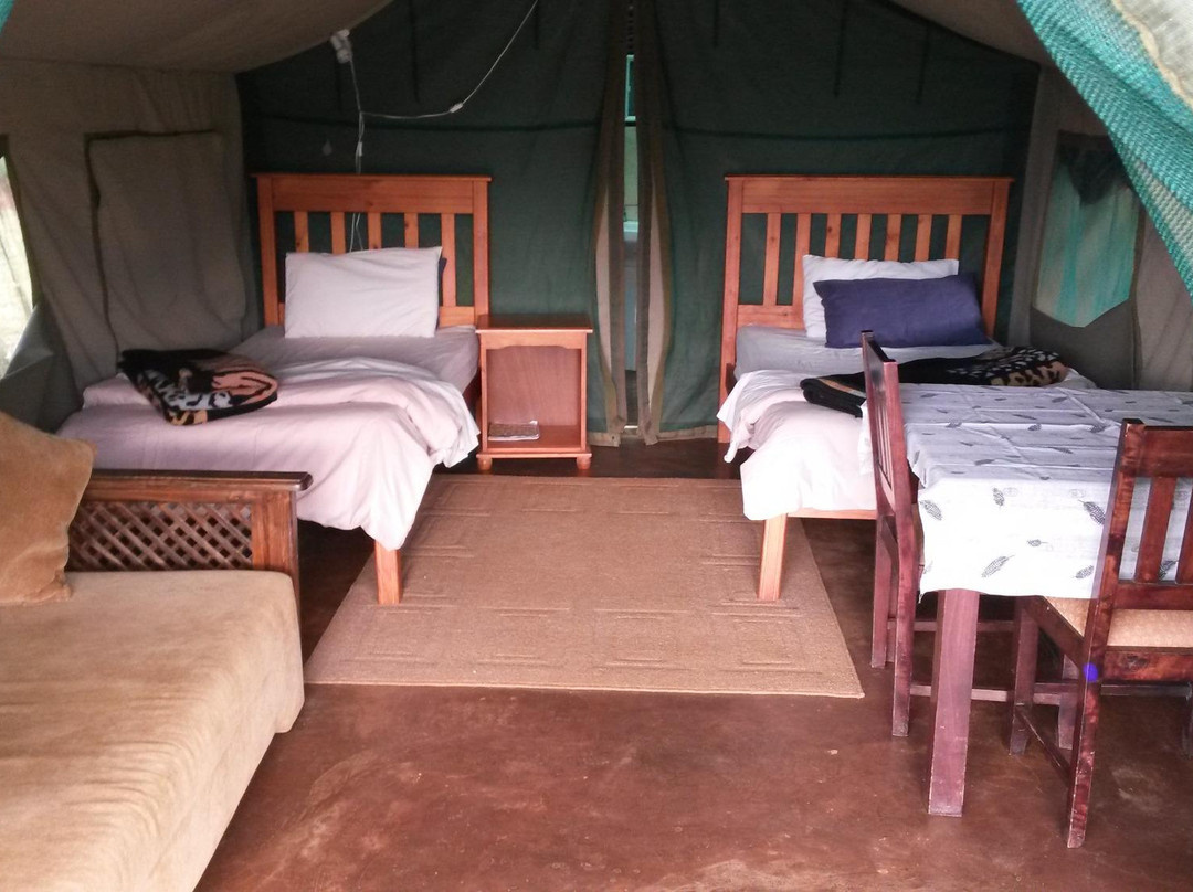 Mac Mac Forest Retreat
