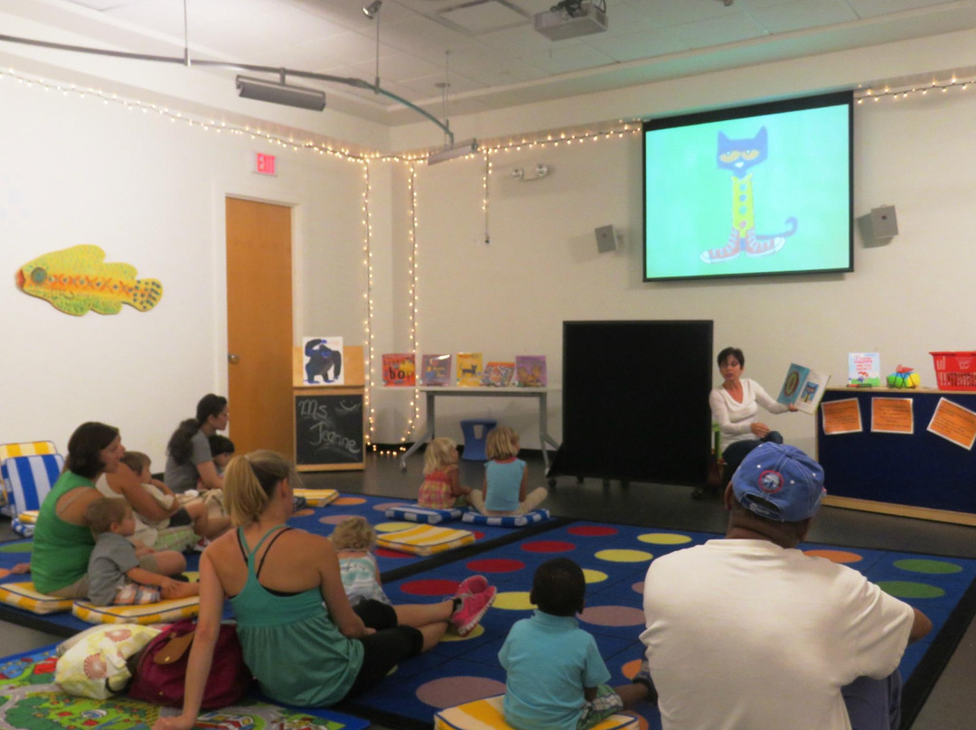 Mandel Public Library of West Palm Beach景点图片