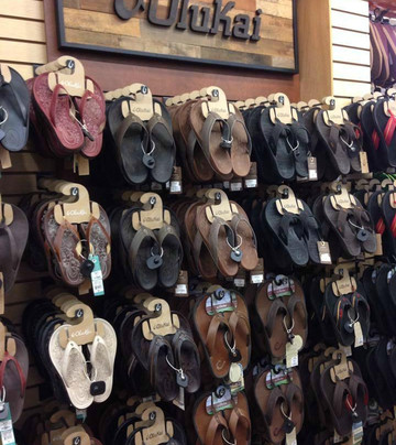 Surf World Surf Shop-庞帕诺比奇必去景点