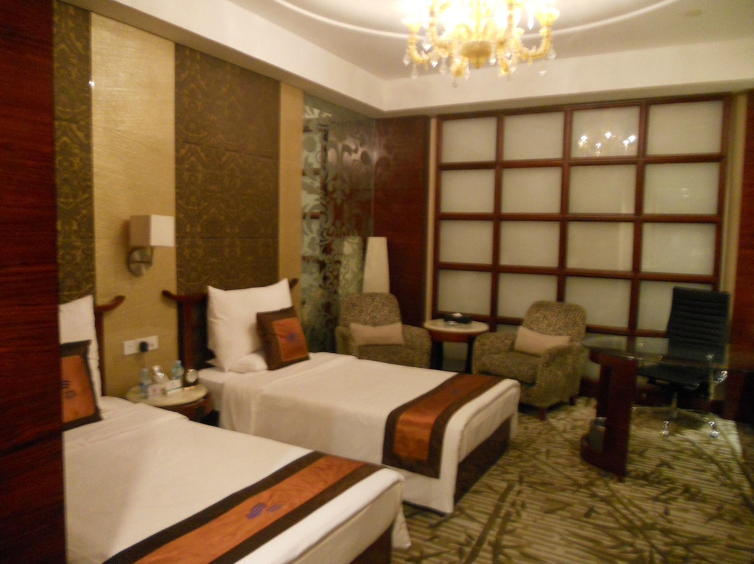 顺景温泉酒店主图