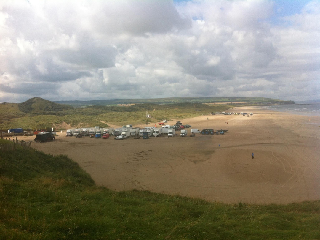 Portstewart Strand - National Trust景点图片