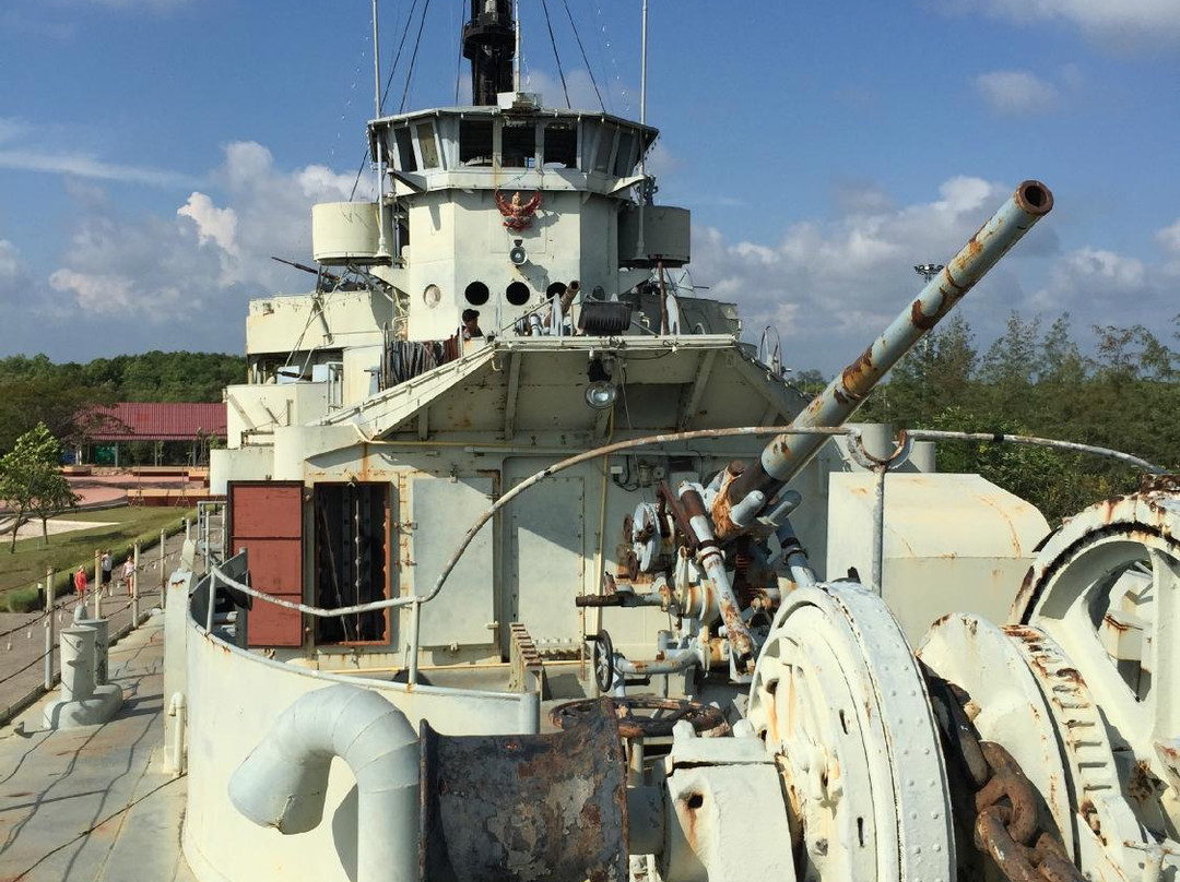 HTMS Prasae Memorial-Ban Pak Nam Krasae必去景点