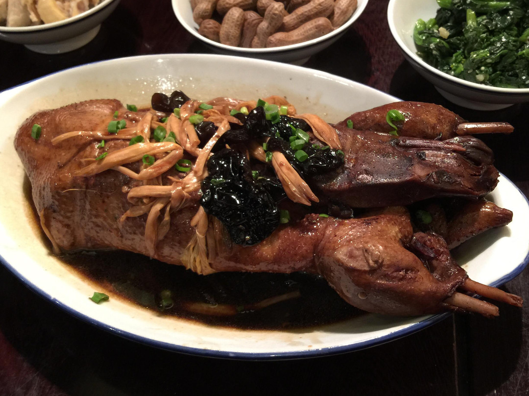 绍兴咸亨大酒店主图