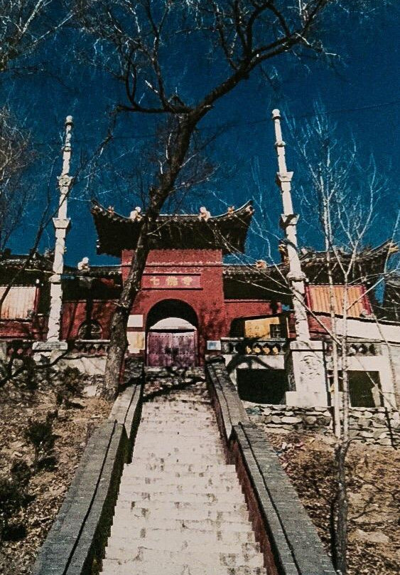 五台山龙泉寺-五台县必去景点