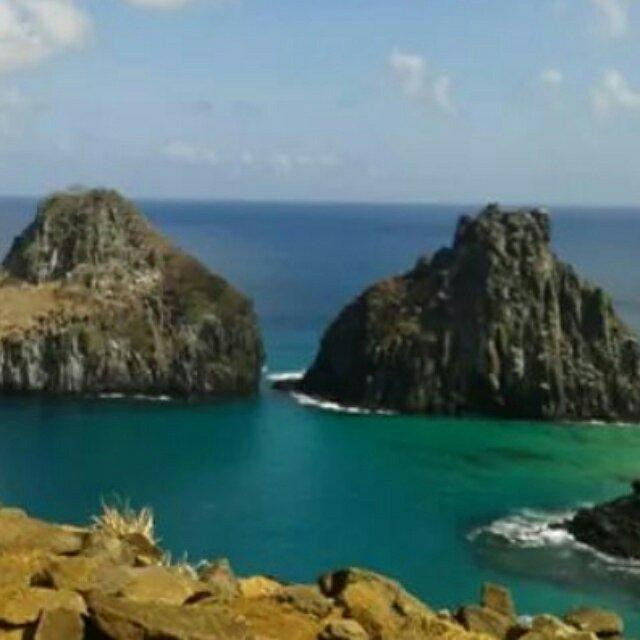 Morro dois Irmãos-费尔南多-迪诺罗尼亚群岛必去景点