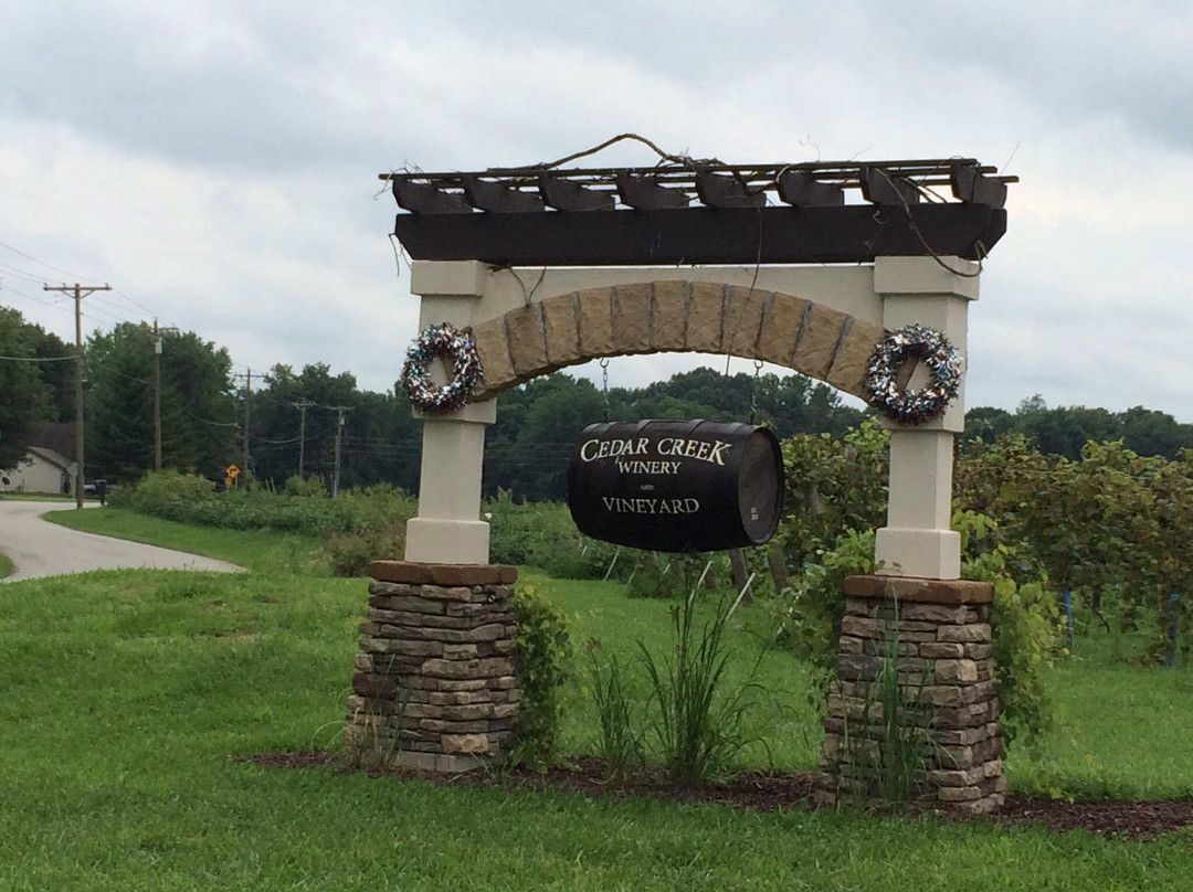 Cedar Creek Winery, Brewery and Distillery-Martinsville必去景点