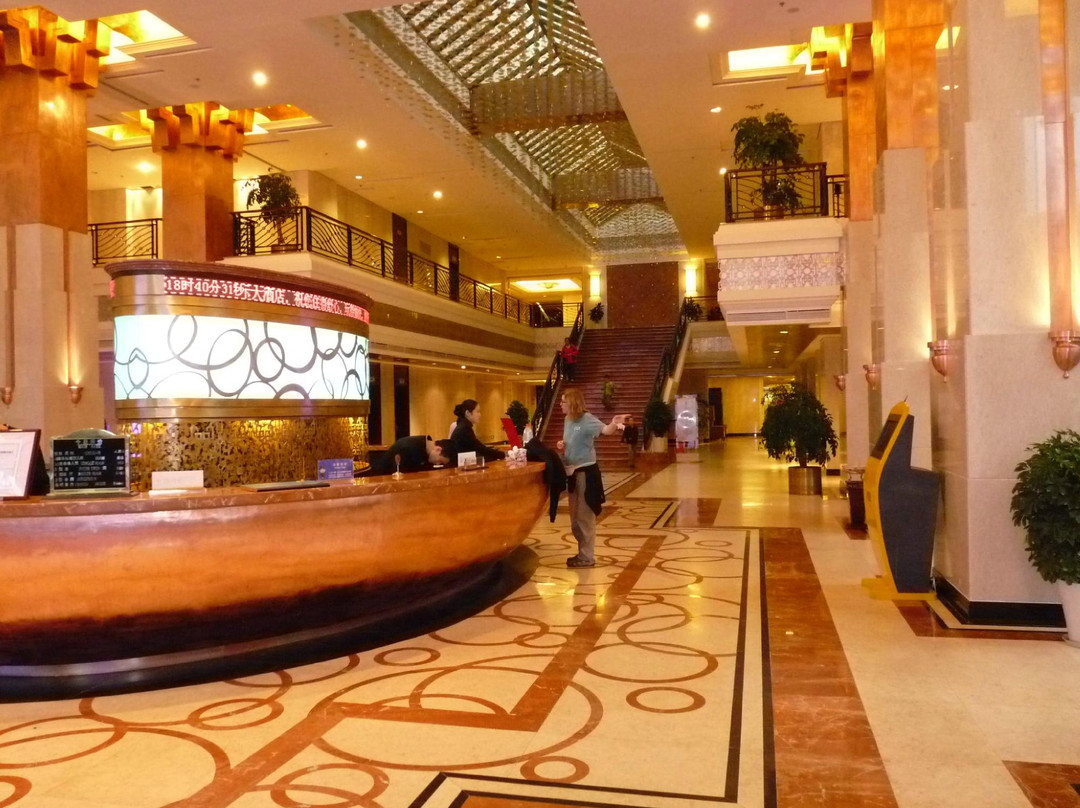 瑟尔嵯国际大酒店黄龙店主图