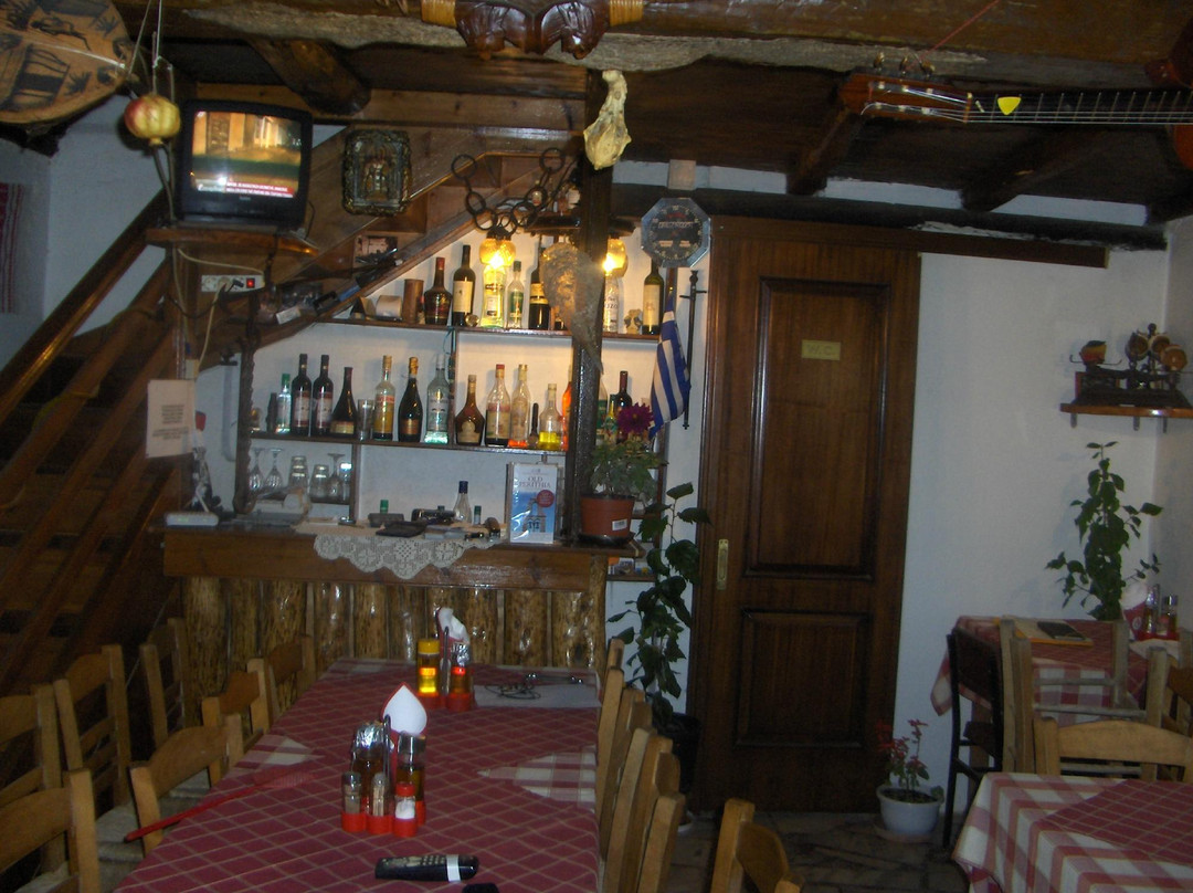 Peritheia餐馆和美食-Taverna Capricorn