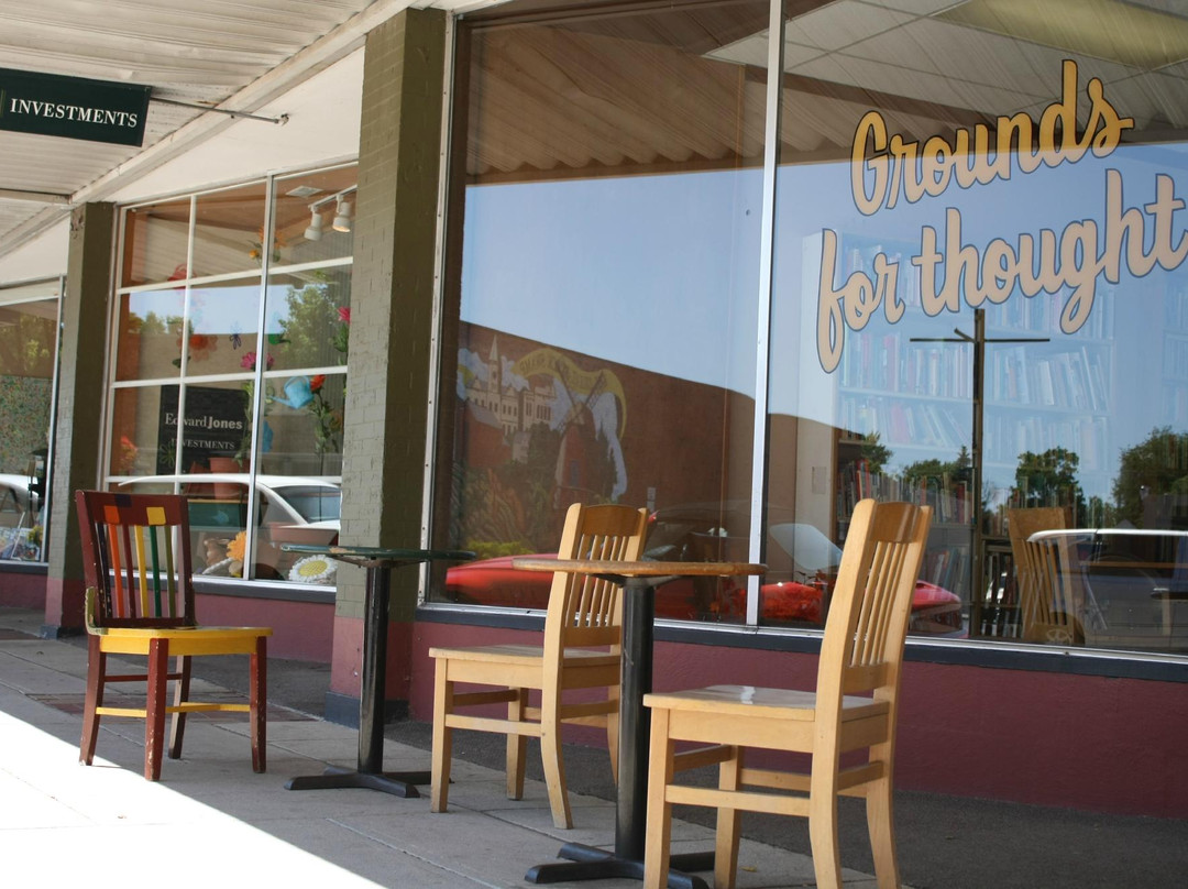 鲍灵格林餐馆和美食-Grounds For Thought