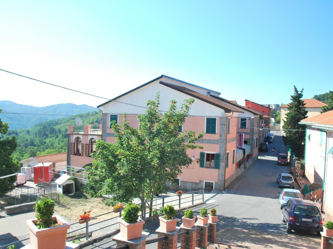 Varese Ligure旅游攻略图片