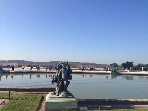 罗浮宫-巴黎必去景点