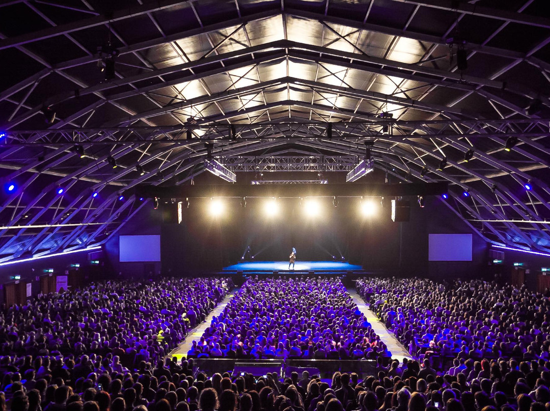 Barbona旅游景点-Gran Teatro Geox