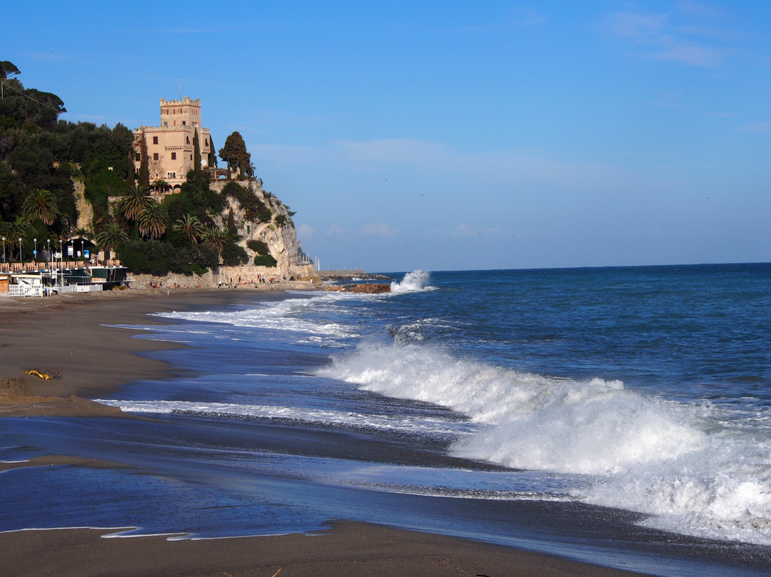 Bagni Lido Finale Ligure-菲纳莱利古雷必去景点