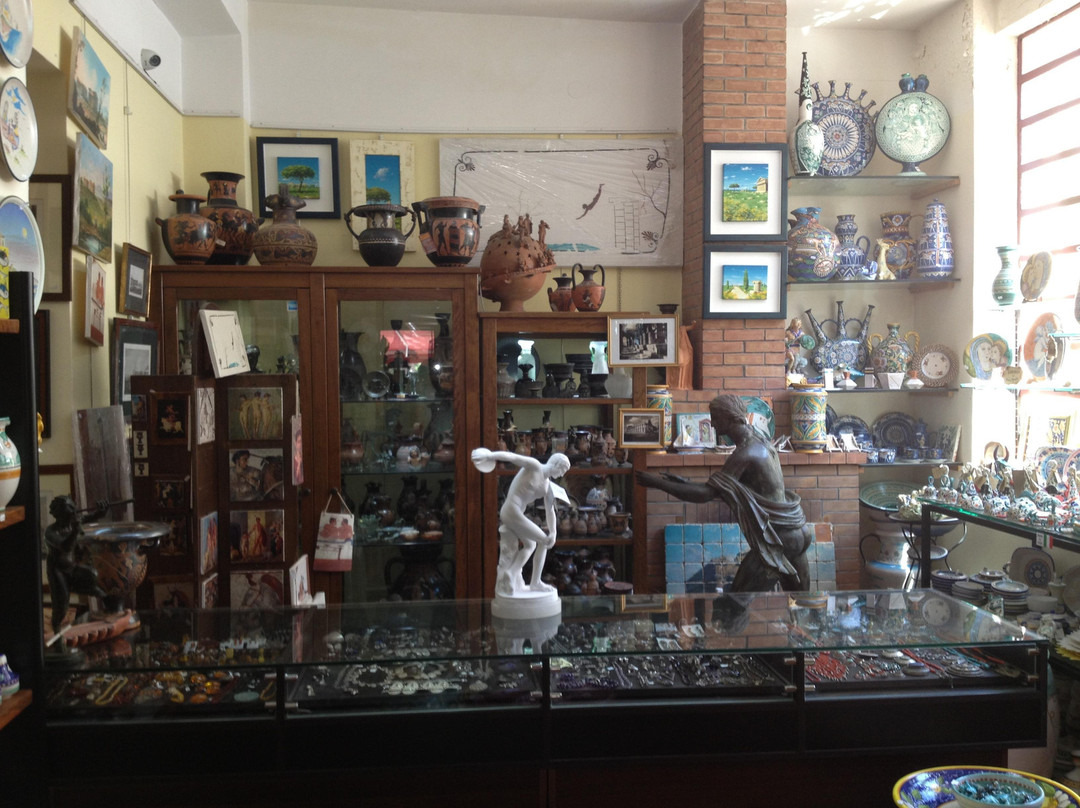 Bazar Cerere-Paestum必去景点