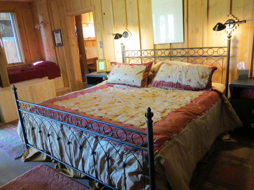 Shiprock酒店住宿-Silver River Adobe Inn