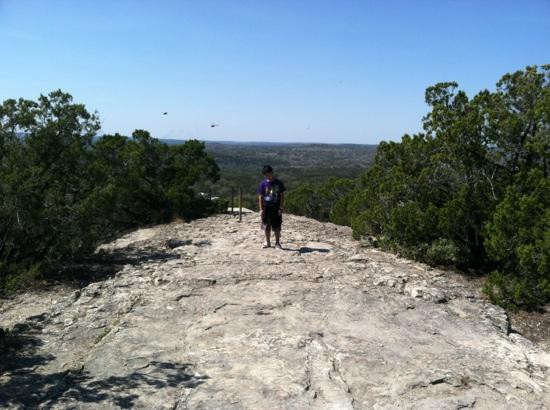 Old Baldy-Wimberley必去景点