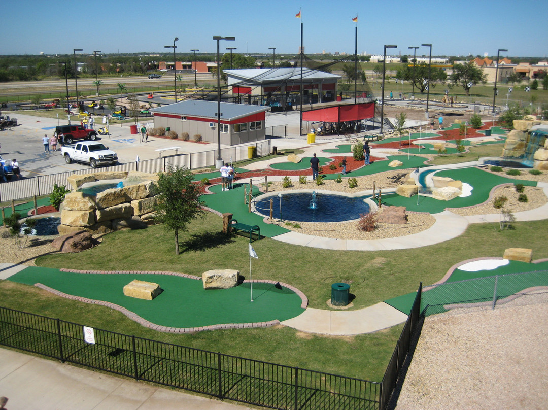 Prime Time Family Entertainment Center-阿比林必去景点