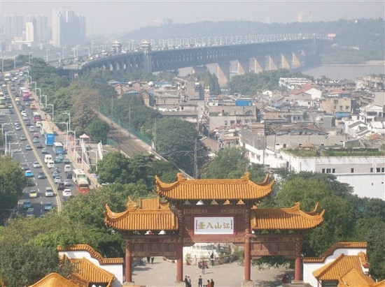 武汉长江大桥-武汉市必去景点