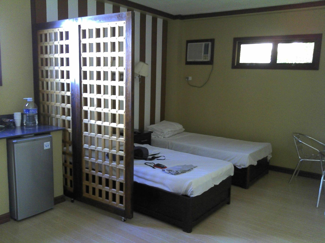 蓝色长滩岛酒店主图