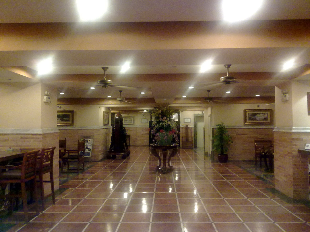 蝴蝶谷酒店主图