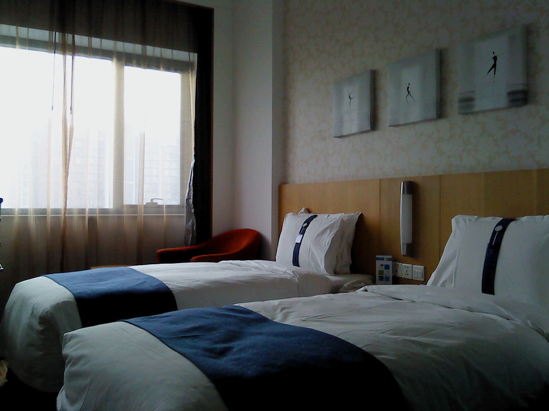 望京华彩智选假日酒店主图