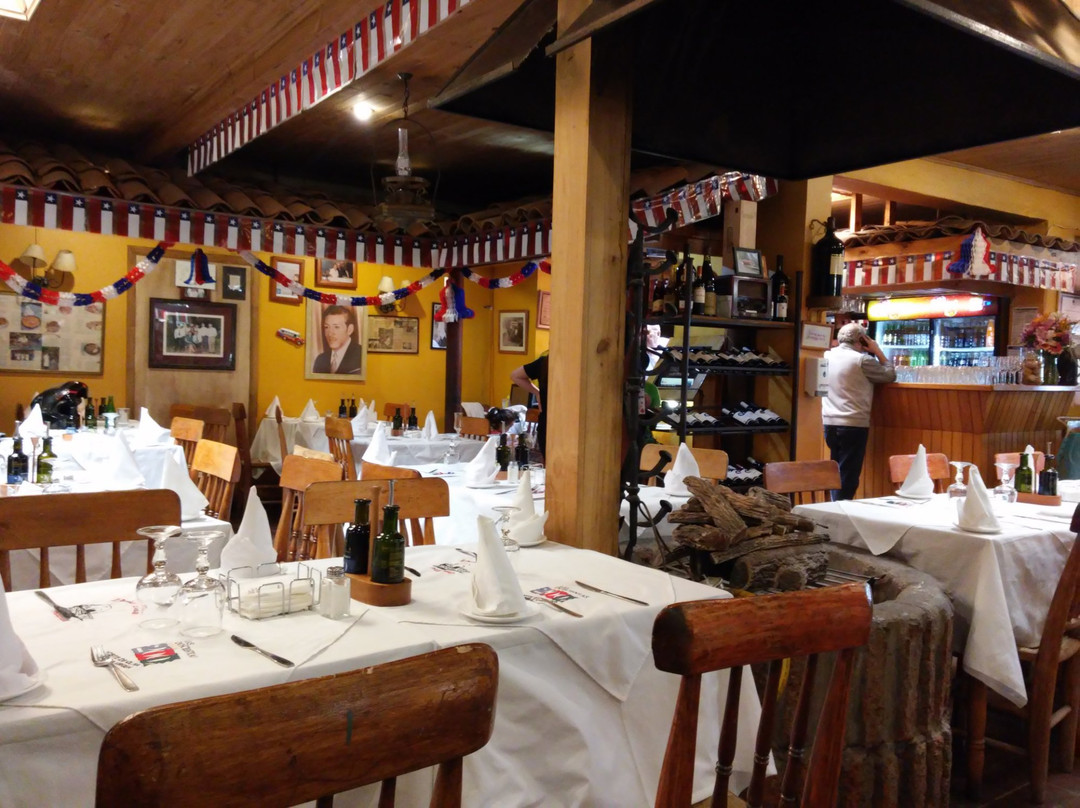 Farellones餐馆和美食-Dona Tina