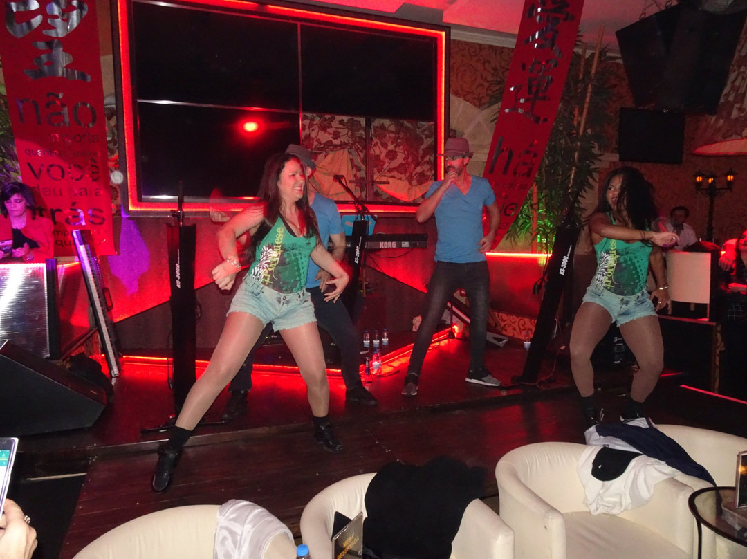 Purple ZEN Night Club-Seixal必去景点