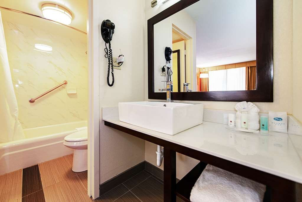 New Hope Inn & Suites主图