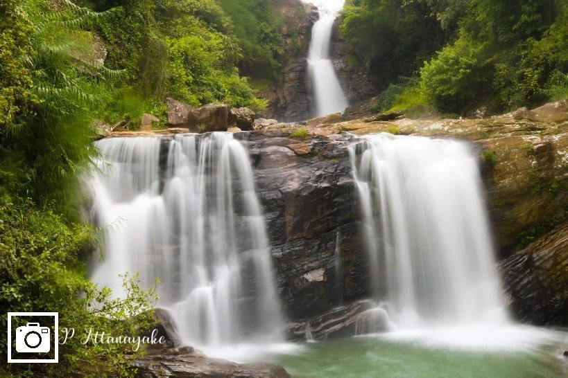 Kadiyanlena Falls景点图片