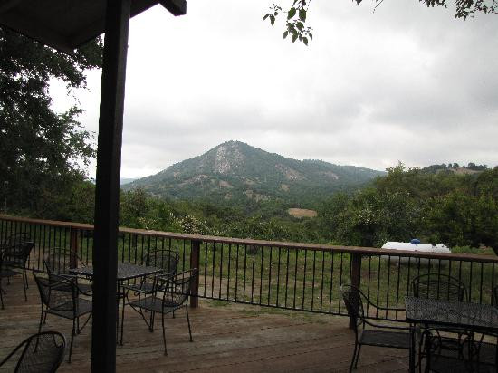 Hume餐馆和美食-Badger Mountain House Saloon