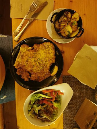 祖高蒙瓦瑟堡酒店主图