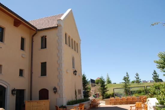 King Estate Winery & Tasting Room景点图片