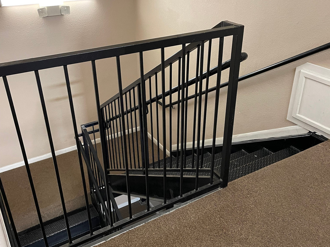 Super 8 by Wyndham Brenham TX主图