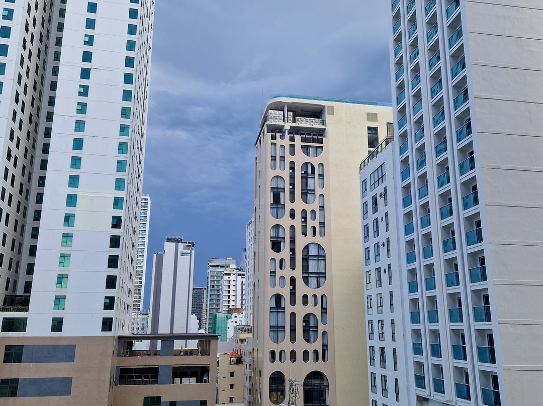 Maple Hotel & Apartment主图