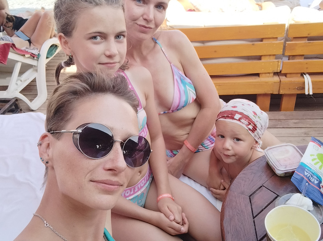 Amor Beach lounge & restaurant
