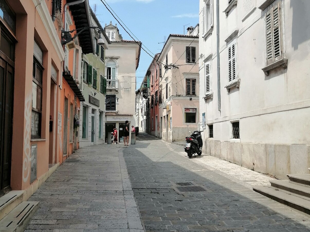 Piazza Tito景点图片