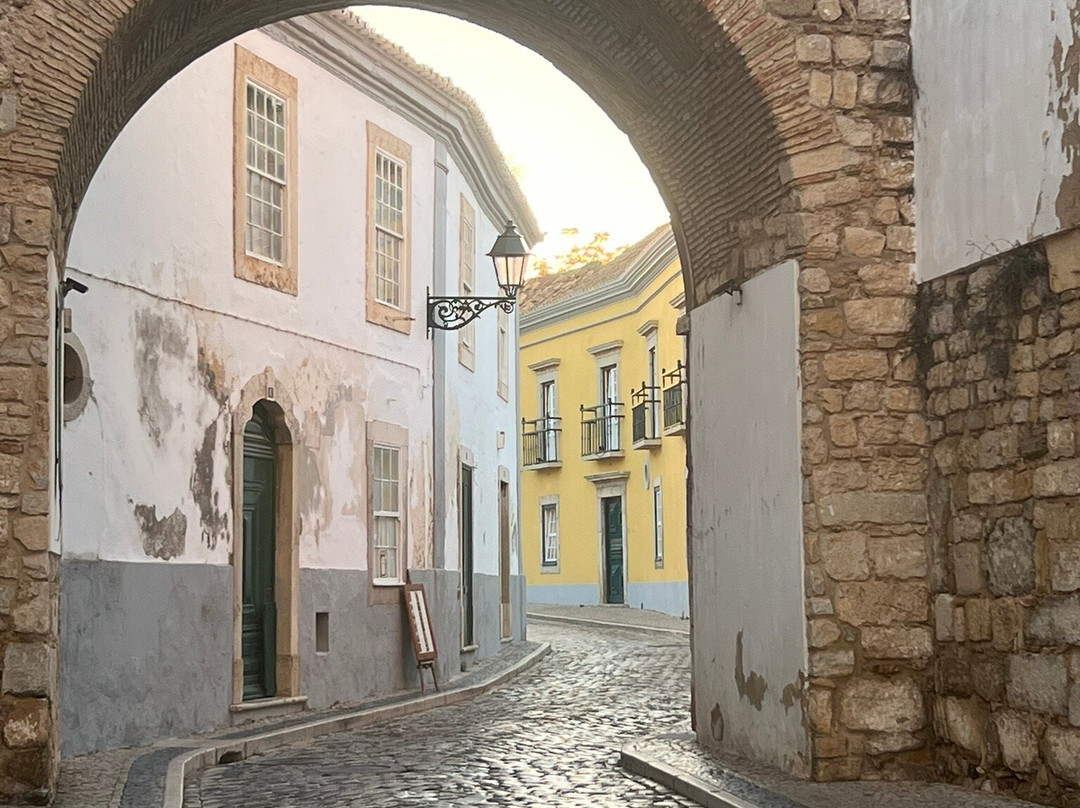 Precious Time-法罗必去景点