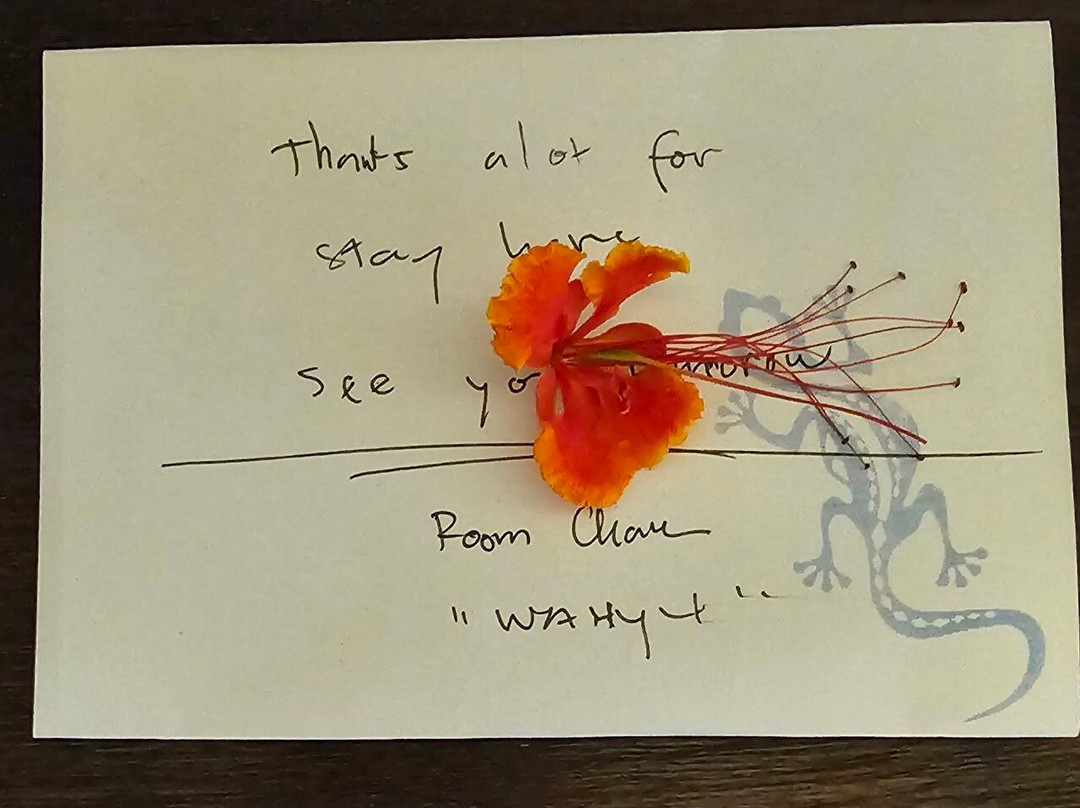 速达马拉套房和圣吉吉别墅酒店主图