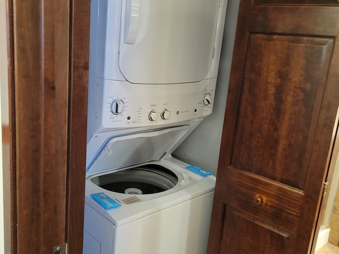 Glacier Canyon Lodge主图