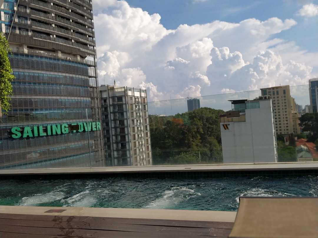 Au Lac Legend Hotel主图